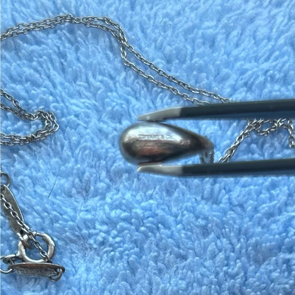 Tiffany & Co. Silver Teardrop Pendant Necklace - Picture 4 of 5